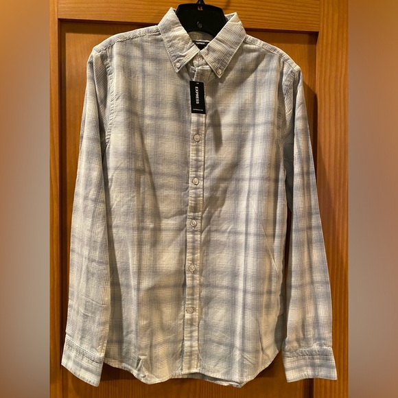 Express Men’s Plaid Textured Button Down Shirt NWT Size XS - Picture 1 of 3